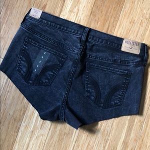 NWT Hollister Black cut off boyfriend shorts